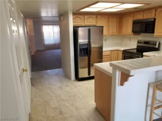 Photo #3: 2165080 Listing 