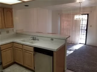 Photo #4: 2165080 Listing 