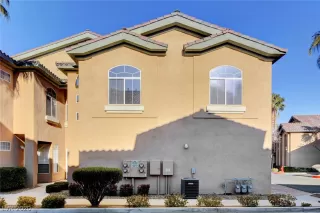 Photo #2: 2165140 Listing 