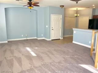 Photo #2: 2165169 Listing 