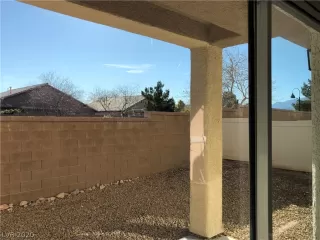 Photo #4: 2165169 Listing 