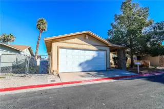 Photo #1: 2165170 Listing