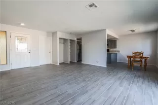 Photo #6: 2165170 Listing