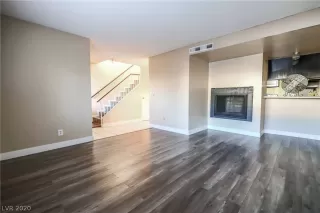 Photo #4: 2165171 Listing