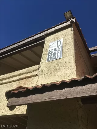 Photo #5: 2165179 Listing 