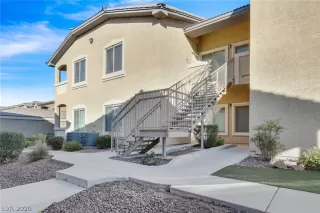 Photo #1: 2165188 Listing