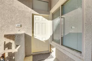 Photo #2: 2165188 Listing