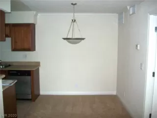 Photo #4: 2165214 Listing 