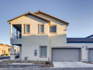 Photo #2: 2165247 Listing 