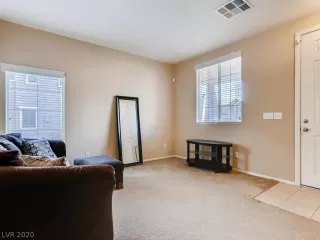 Photo #5: 2165247 Listing 