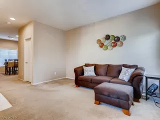 Photo #6: 2165247 Listing 