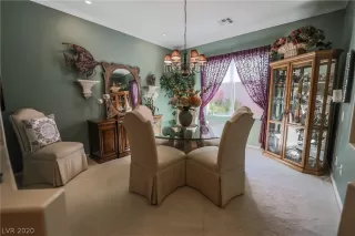 Photo #4: 2165264 Listing