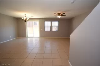 Photo #4: 2165274 Listing 