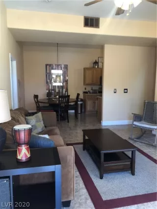 Photo #2: 2165292 Listing