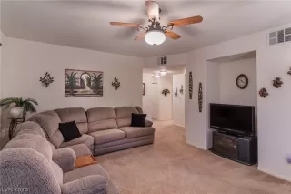 Photo #2: 2165316 Listing 