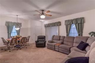 Photo #5: 2165316 Listing 