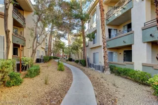 Photo #3: 2165374 Listing 