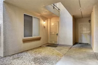 Photo #5: 2165374 Listing 