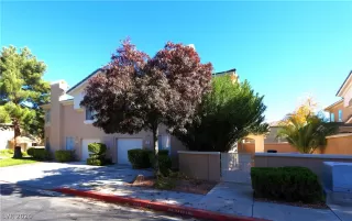 Photo #1: 2165376 Listing