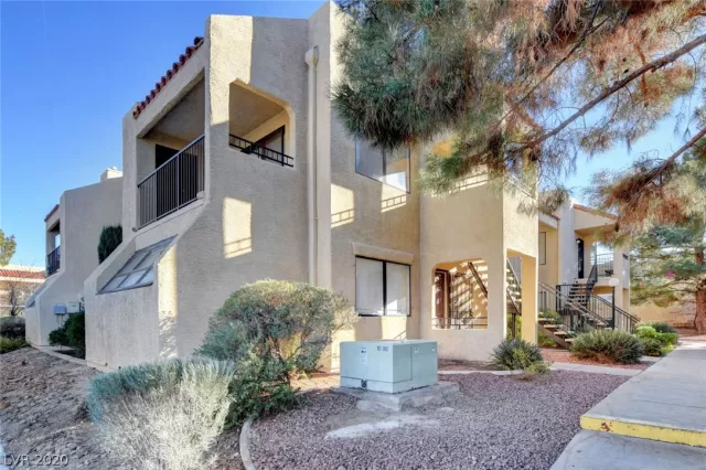 MLS: 2165383 Condo For Sale