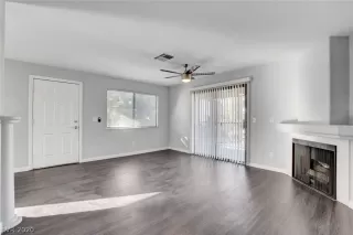 Photo #4: 2165383 Listing 