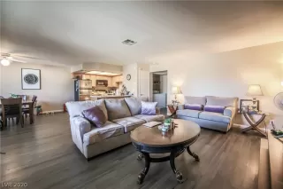 Photo #2: 2165430 Listing 