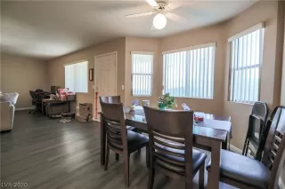 Photo #3: 2165430 Listing 