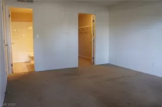 Photo #6: 2165484 Listing