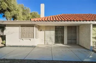 Photo #4: 2165496 Listing 