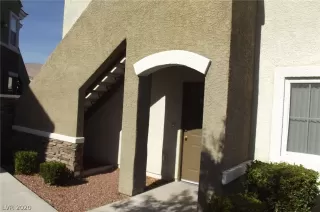 Photo #5: 2165499 Listing