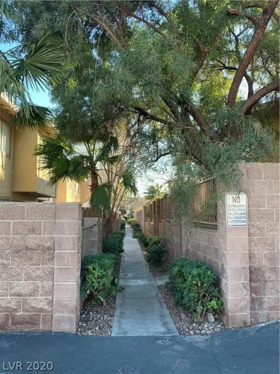 MLS: 2165550 Condo For Sale