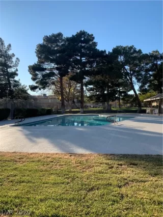 Photo #1: 2165550 Listing