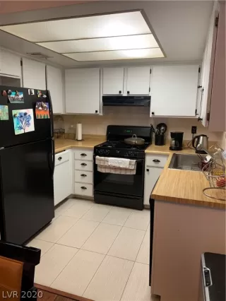 Photo #4: 2165550 Listing