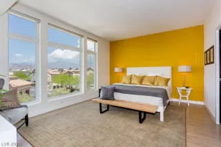 Photo #4: 2165613 Listing