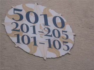 Photo #1: 2165614 Listing