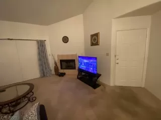 Photo #3: 2165614 Listing