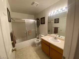 Photo #6: 2165614 Listing