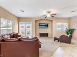 Photo #3: 2165619 Listing 