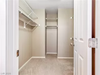 Photo #5: 2165619 Listing 