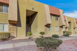 Photo #1: 2165621 Listing 