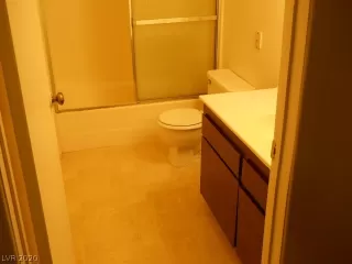 Photo #6: 2165633 Listing 