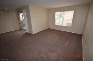 Photo #3: 2165641 Listing