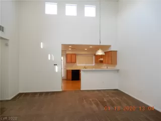 Photo #3: 2165664 Listing