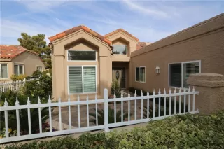 Photo #2: 2165671 Listing