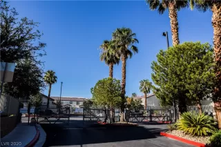 Photo #1: 2165678 Listing