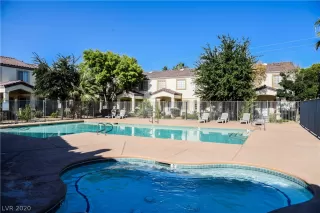 Photo #3: 2165678 Listing