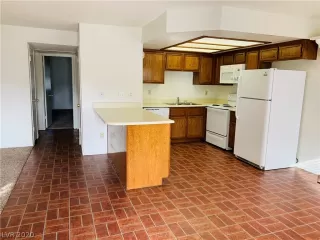 Photo #3: 2165701 Listing 