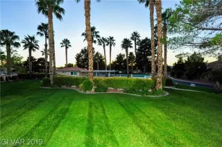 Photo #6: 2165754 Listing 