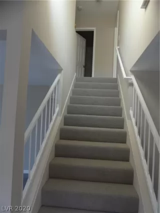 Photo #5: 2165776 Listing