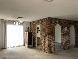 Photo #1: 2165787 Listing